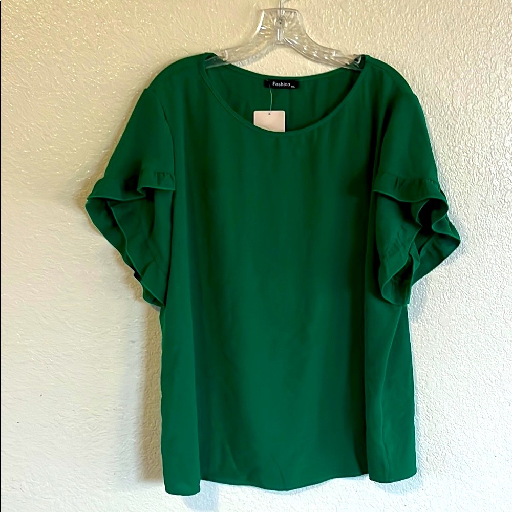 NWT Fashion Green Women's Ruffle Sleeves Top Size XXL